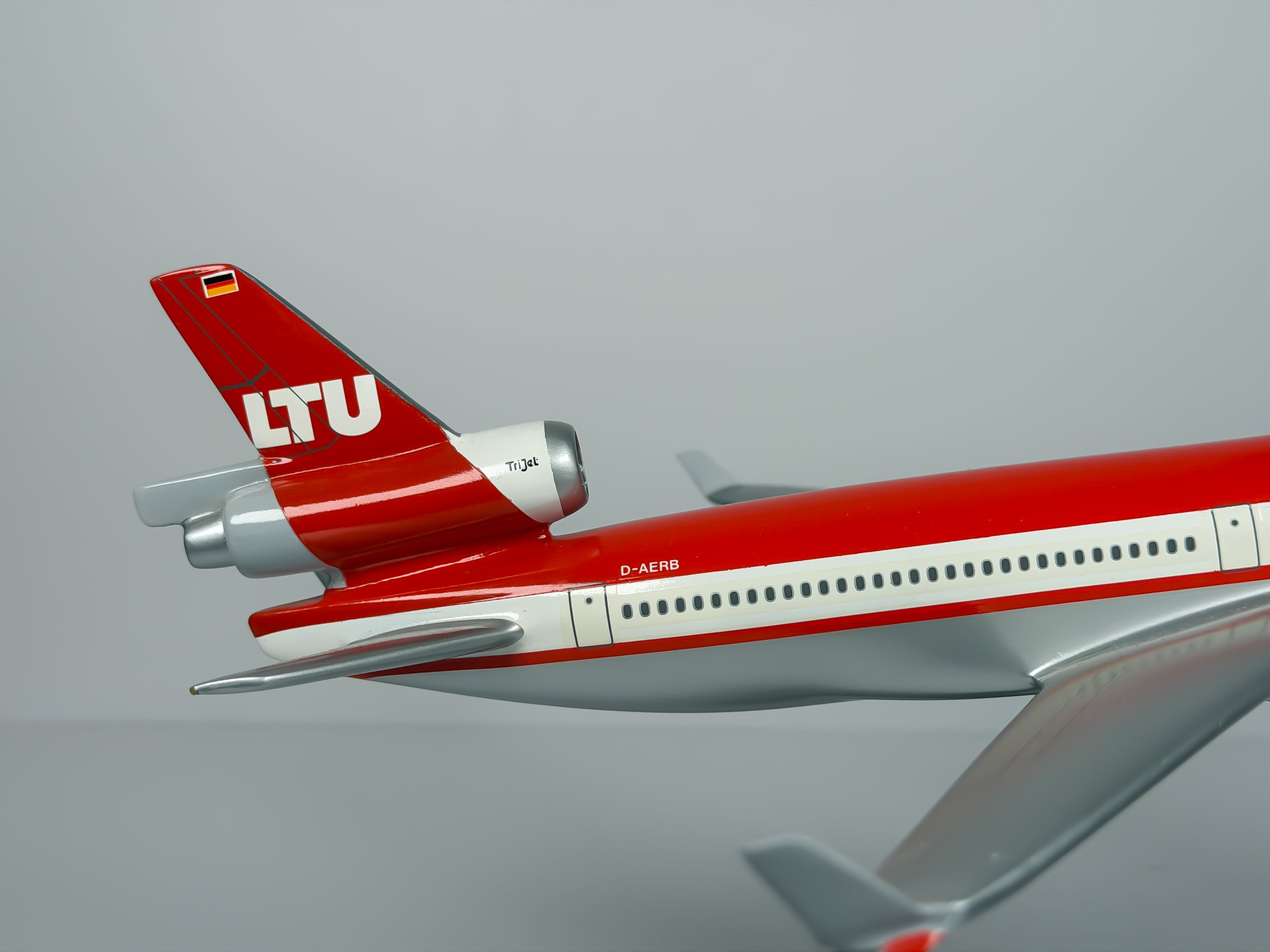 1:160 LTU International McDonnell Douglas MD-11 (D-AERB) - Red Top | PACMIN
