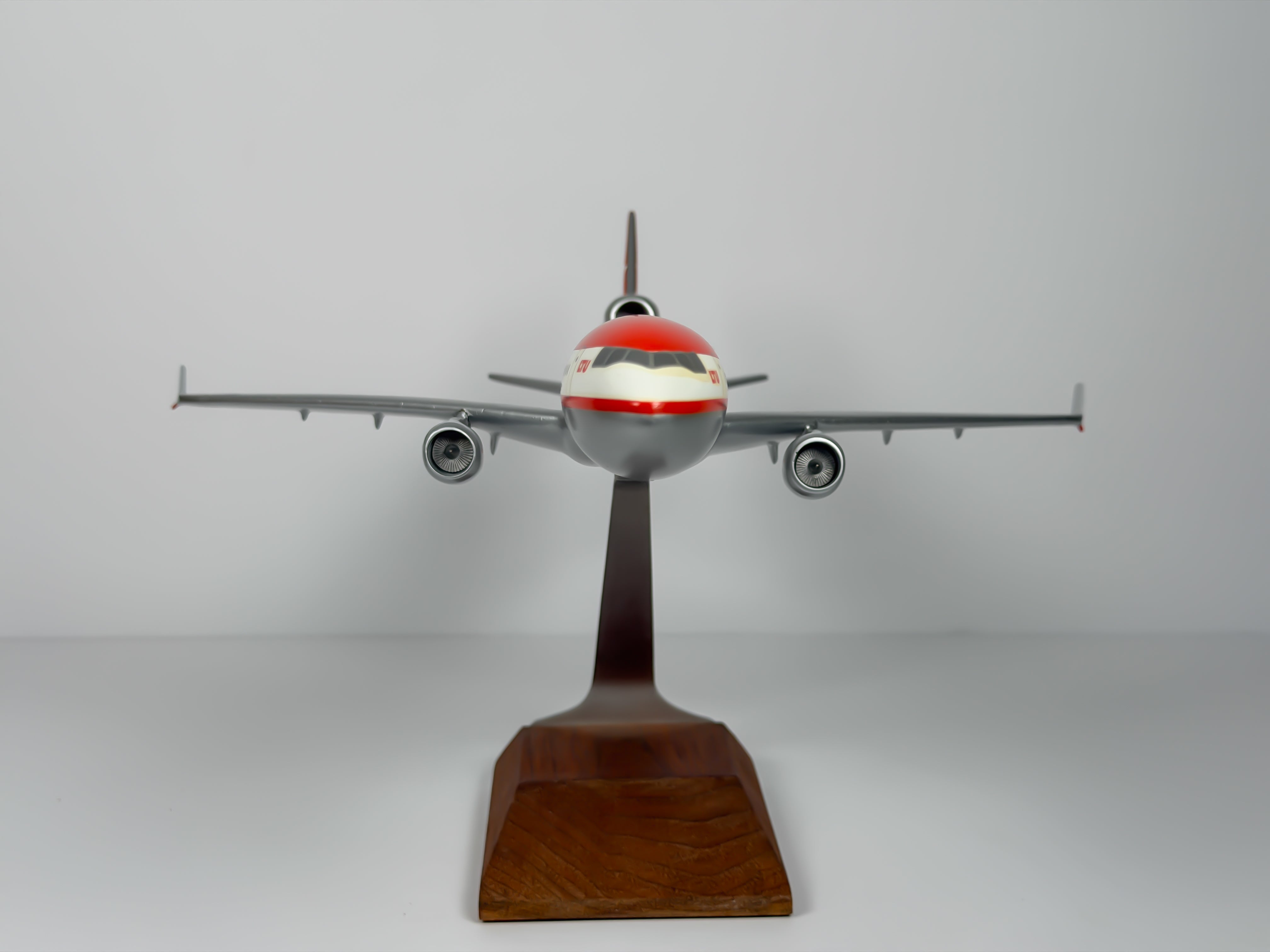 1:160 LTU International McDonnell Douglas MD-11 (D-AERB) - Red Top | PACMIN