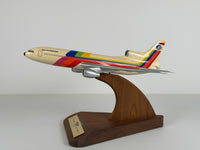 1:200 Ecuatoriana Lockheed L-1011 - Rainbow | PACMIN