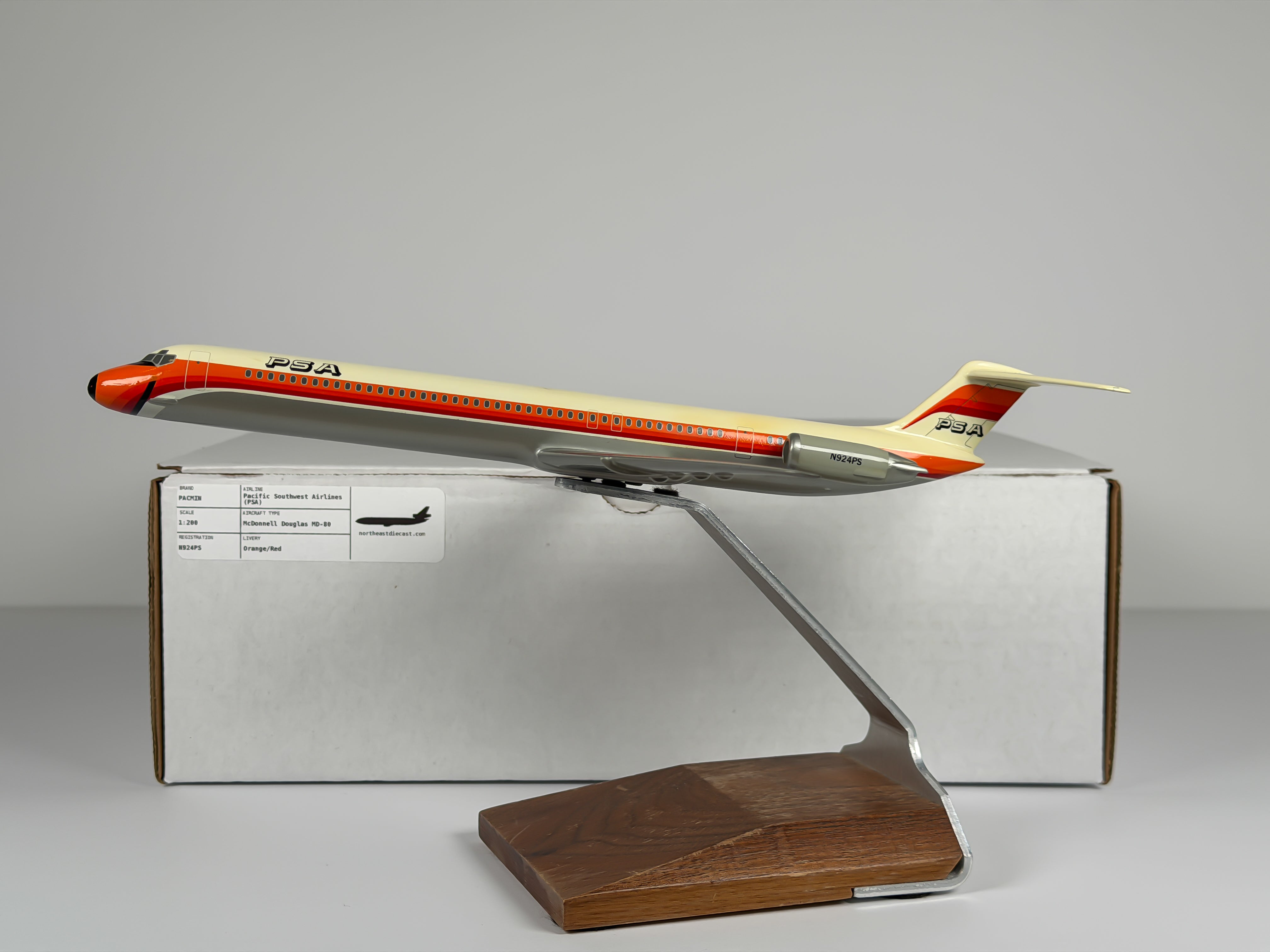 McDonnell Douglas MD-80 Diecast Aircraft Models · Northeast Diecast