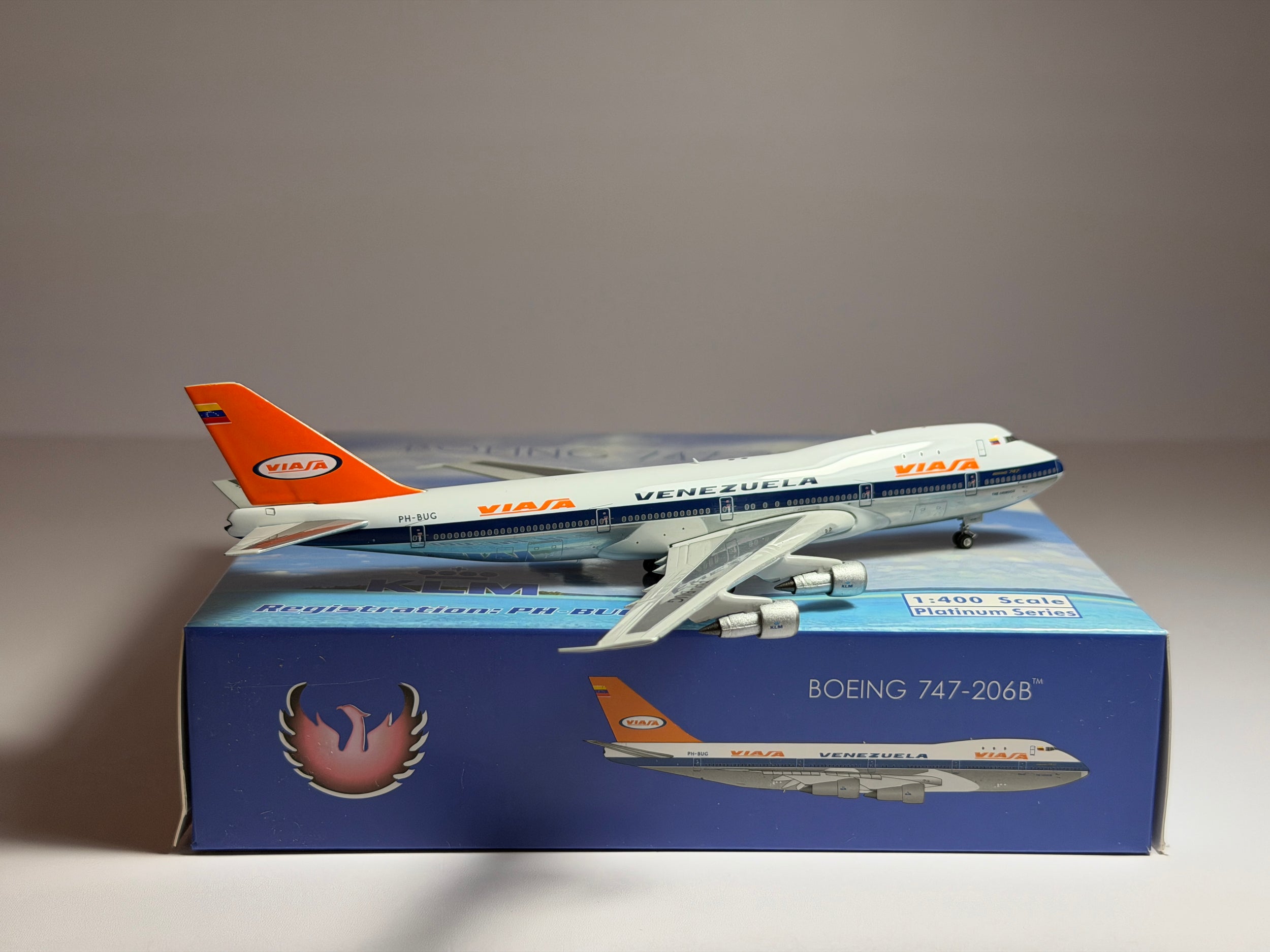 Viasa Venezuela Boeing 747-200 1:400 Phoenix PH-BUG (PH411681)