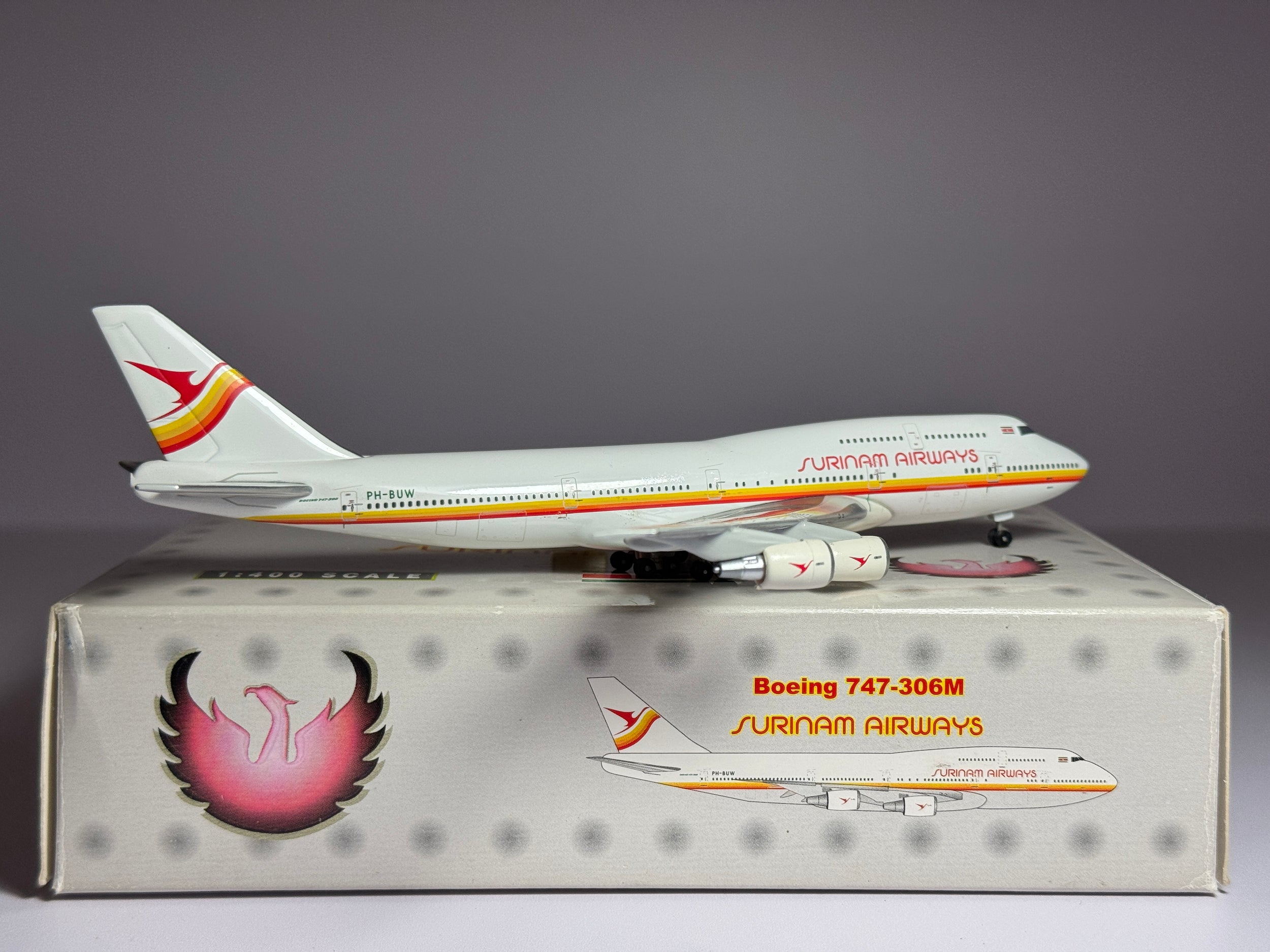 Phoenix Models 1:400 Surinam Airways Boeing 747-306M PH-BUW PH4SLM067