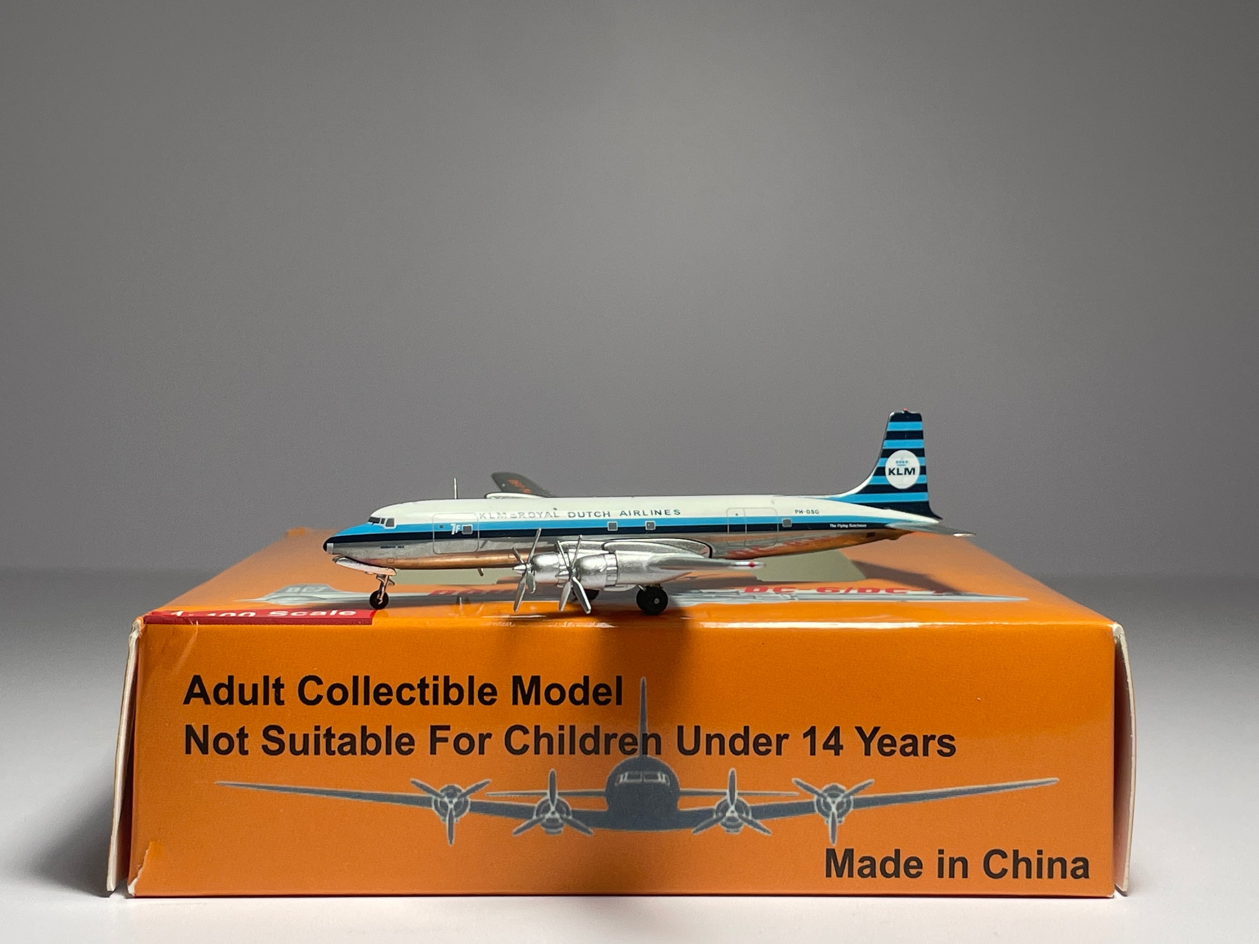 Aeroclassics 1:400 KLM Royal Dutch Douglas DC-7C PH-DSG ACPHDSG