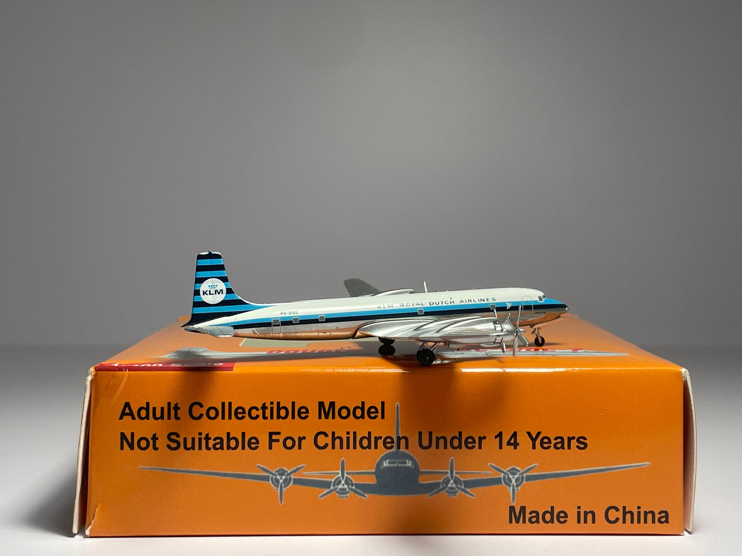 Aeroclassics 1:400 KLM Royal Dutch Douglas DC-7C PH-DSG ACPHDSG