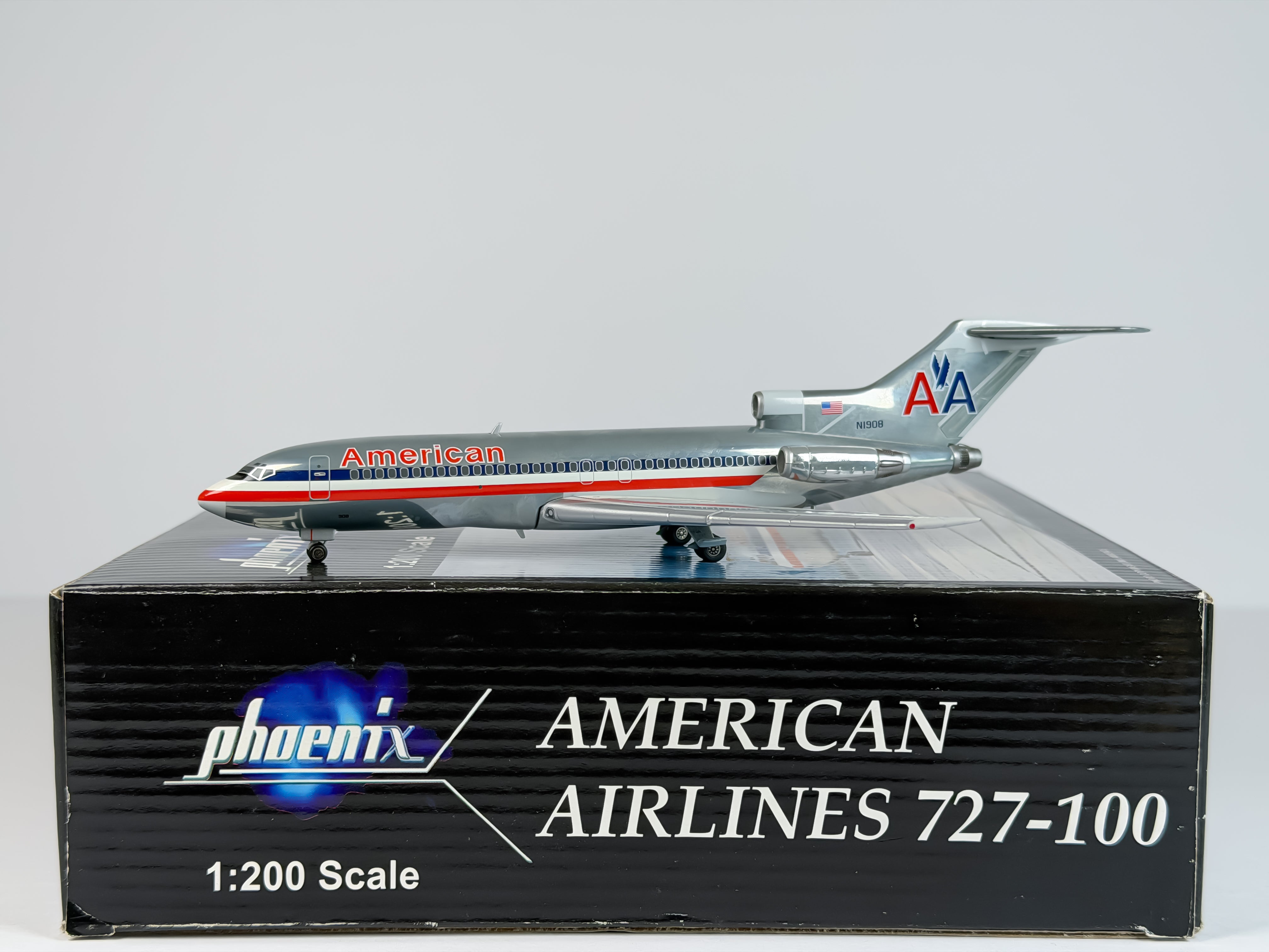 American Airlines Boeing 727-100 1:200 Phoenix N1908 (PH2AAL002)