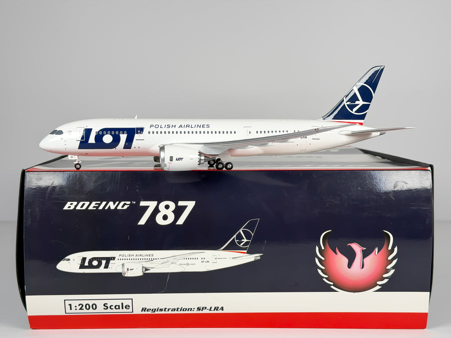 LOT Polish Airlines Boeing 787-8 1:200 Phoenix SP-LRA (PH2LOT094)