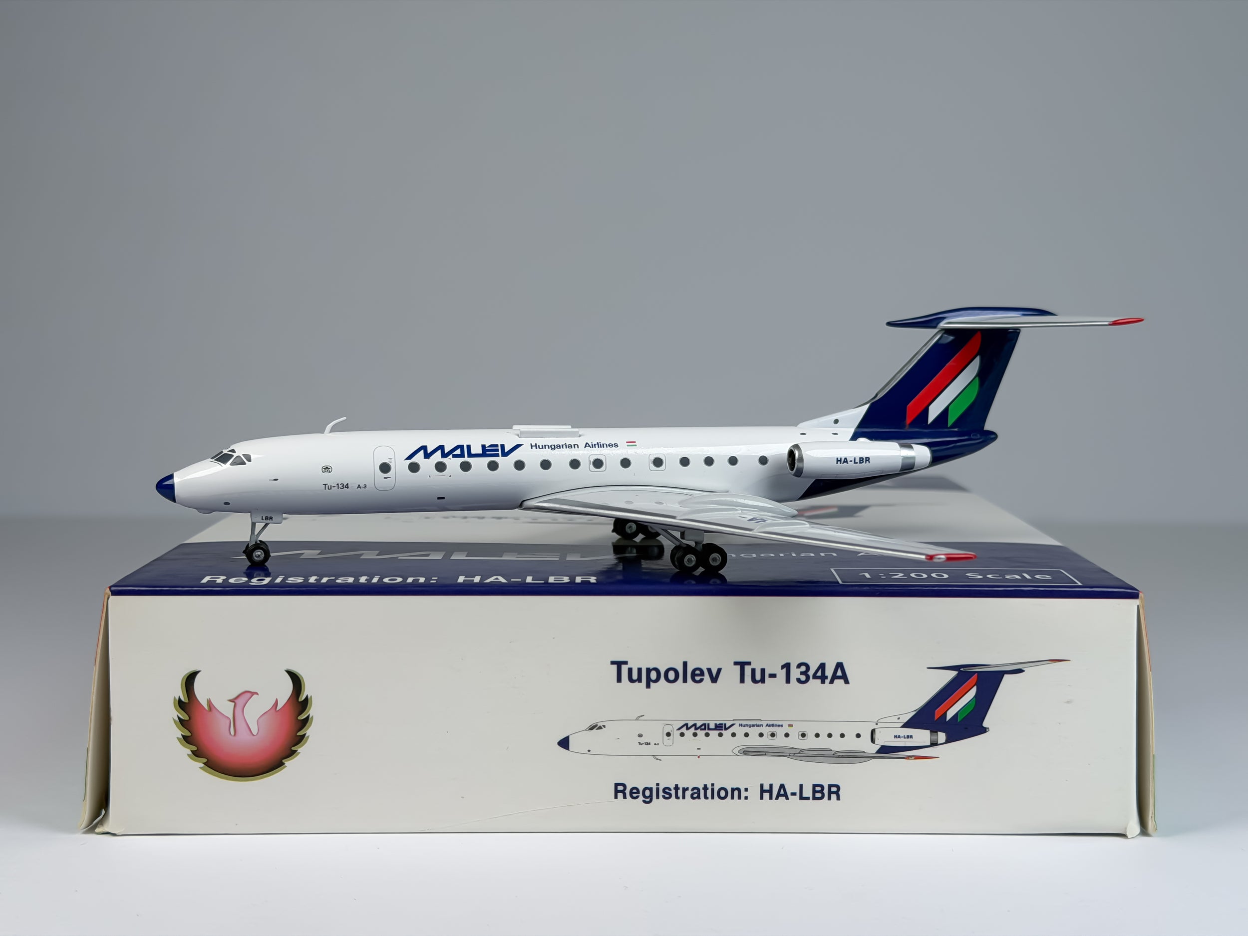 Malev Tupolev TU-134A 1:200 Phoenix HA-LBR (PH2MAH080)