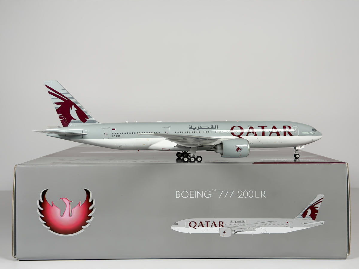 Qatar Airways Boeing 777-200LR 1:200 Phoenix A7-BBF (PH2QTRA7BBF)