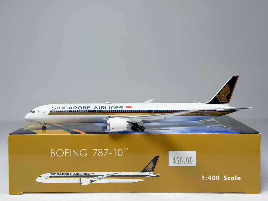 Singapore Airlines Boeing 787-10 1:400 Phoenix Models 9V-SCB (PH404172)