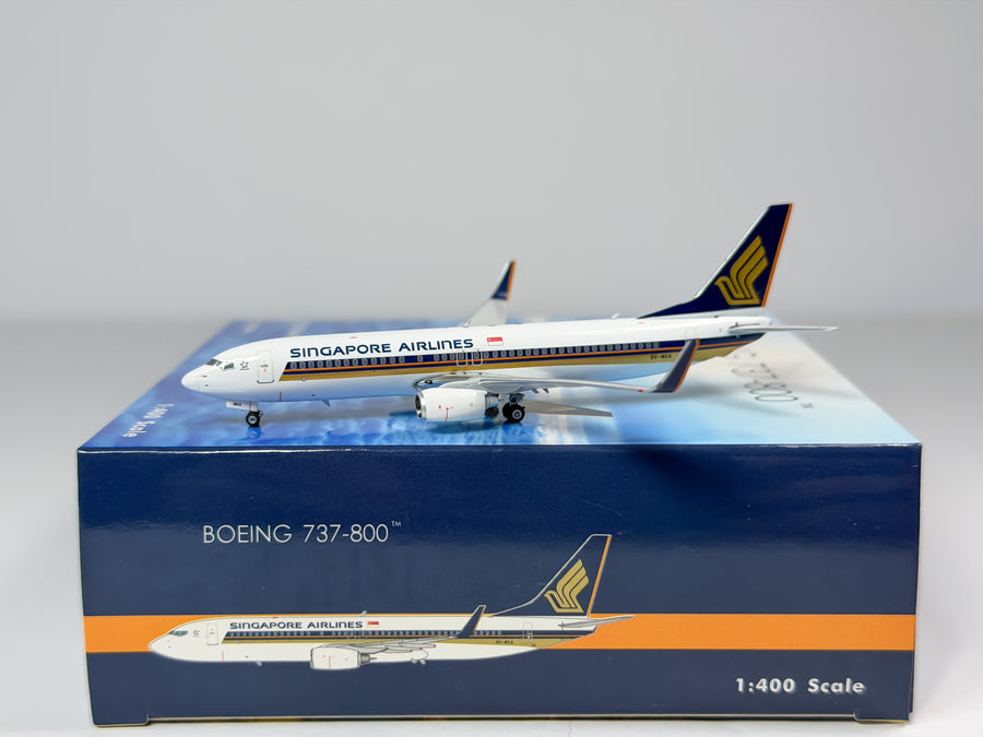 Singapore Airlines Boeing 737-800 1:400 Phoenix Models 9V-MGA (PH404363)