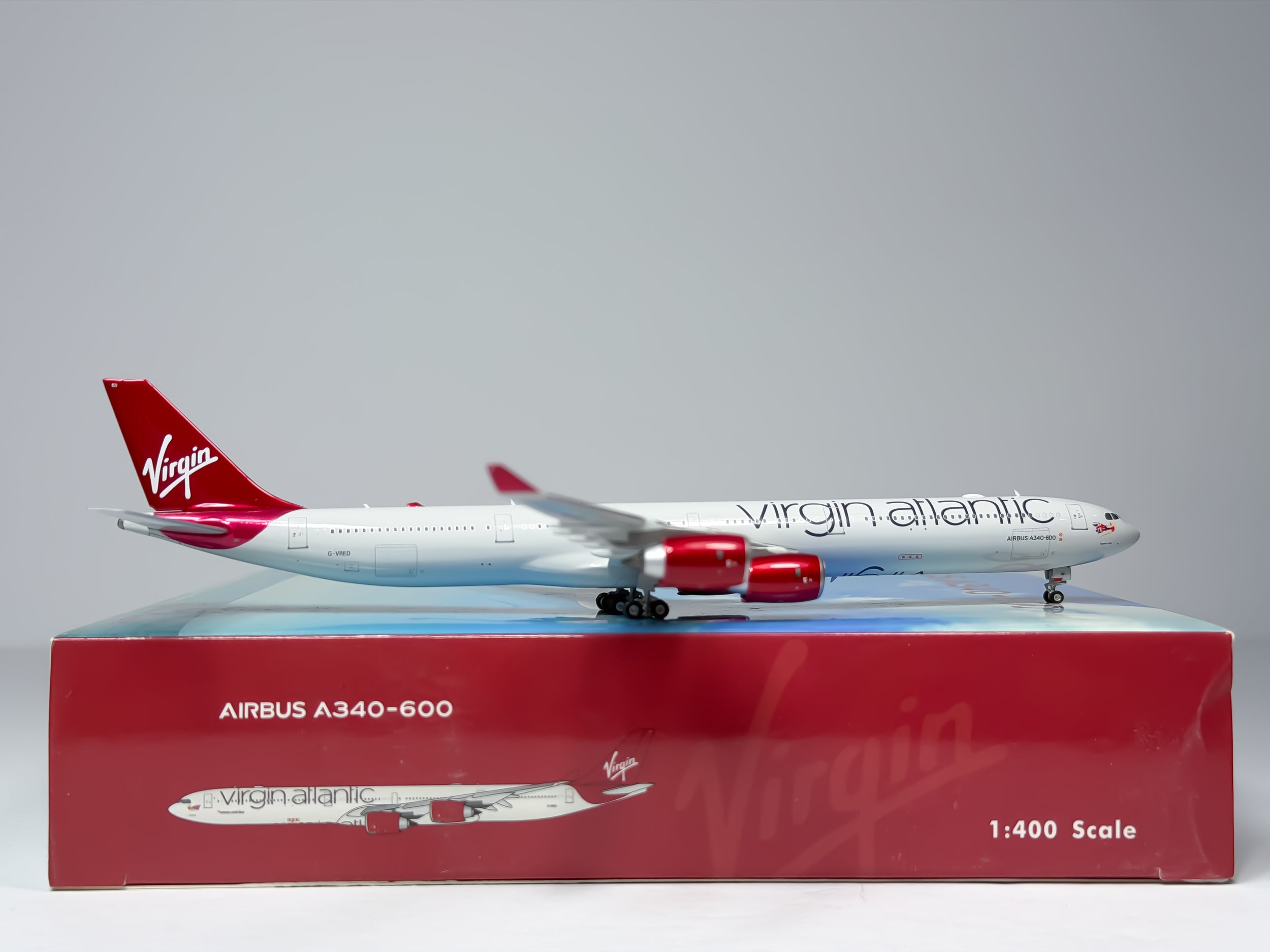 Virgin Atlantic Airbus A340-600 1:400 Phoenix Models G-VRED (PH404389)