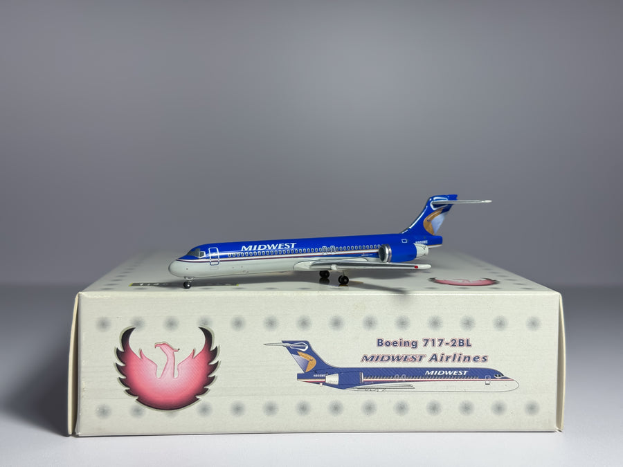 Midwest Airlines Boeing 717-200 1:400 Phoenix N908ME (PH410035)