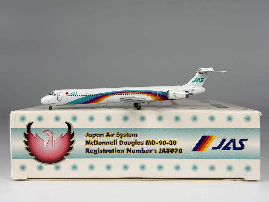 JAS Japan Air System McDonnell Douglas MD-90 1:400 Phoenix JA8070 (PH410047)