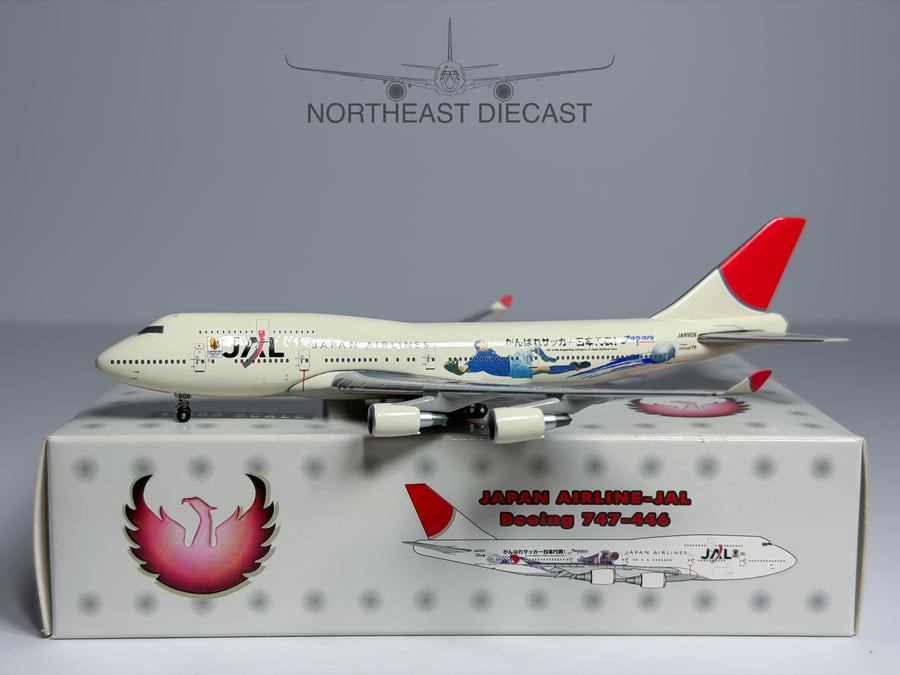 Japan Airlines (JAL) Boeing 747-400 1:400 Phoenix JA8909 (PH410056)