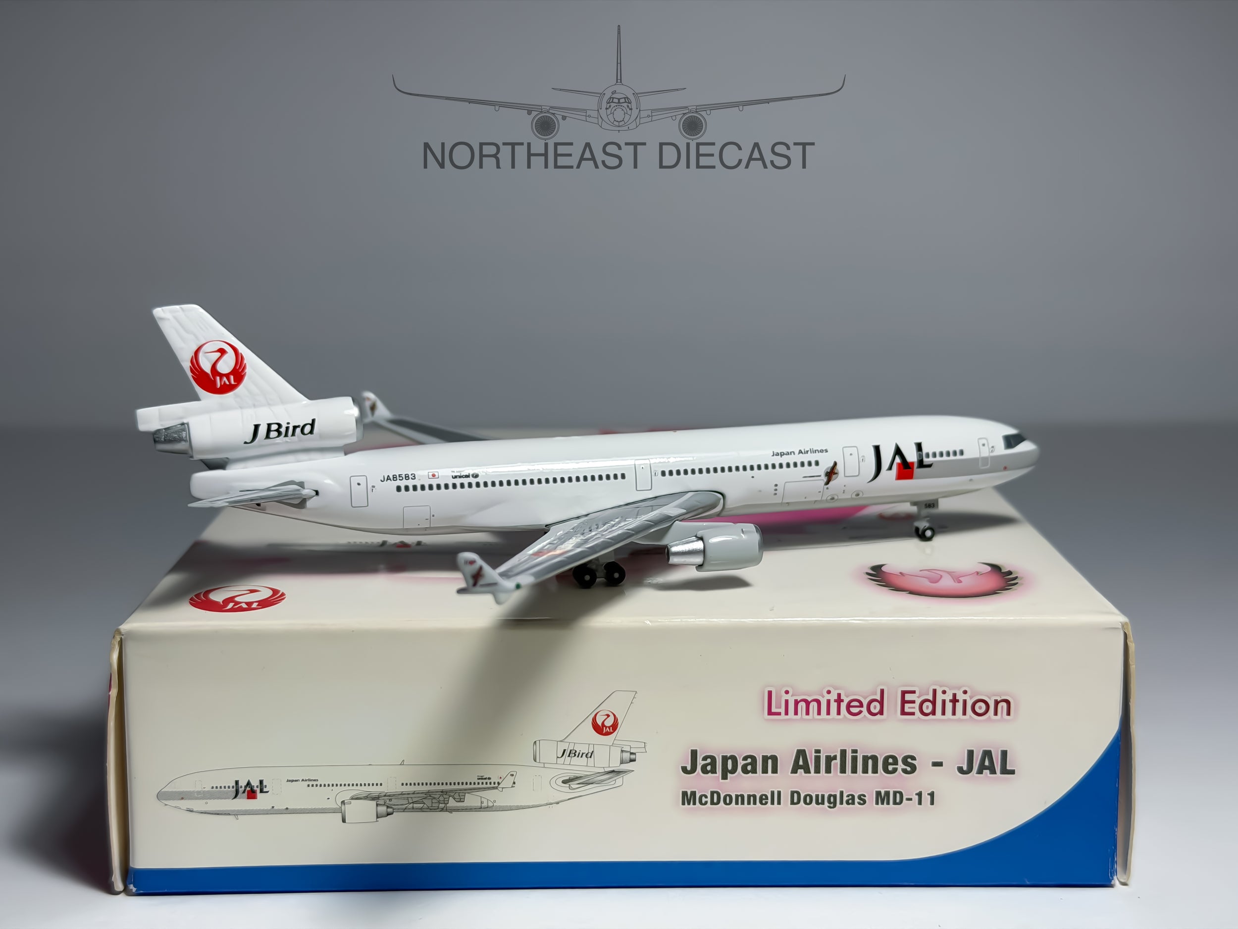 Japan Airlines (JAL) McDonnell Douglas MD-11 1:400 Phoenix JA8583 (PH410074D)