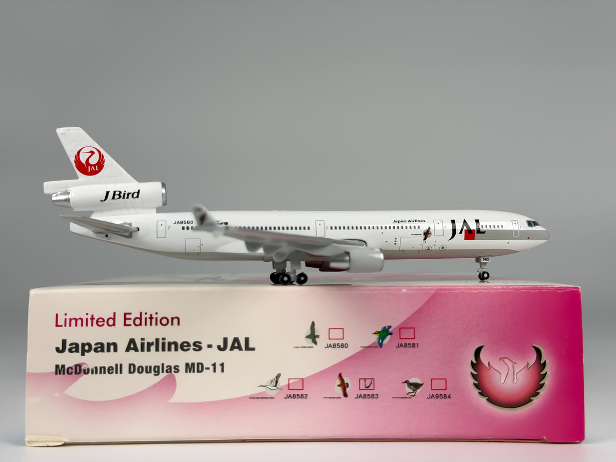 Japan Airlines (JAL) McDonnell Douglas MD-11 1:400 Phoenix JA8583 (PH410074D)