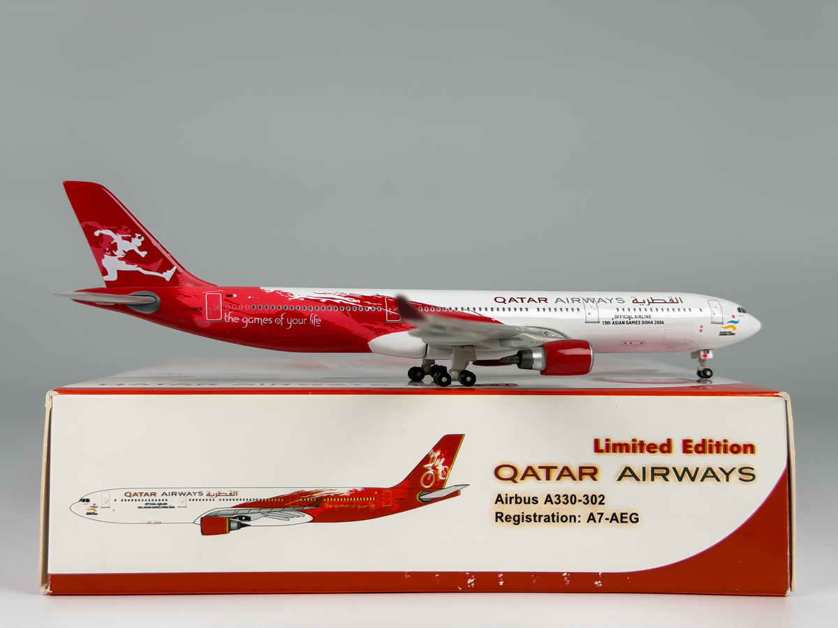 Qatar Airways Airbus A330-300 1:400 Phoenix A7-AEG (PH410103)