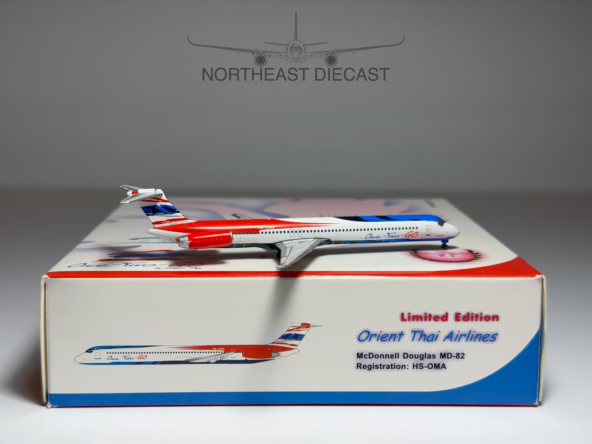 One-Two-Go Airlines McDonnell Douglas MD-82 1:400 Phoenix HS-OMA (PH410105)