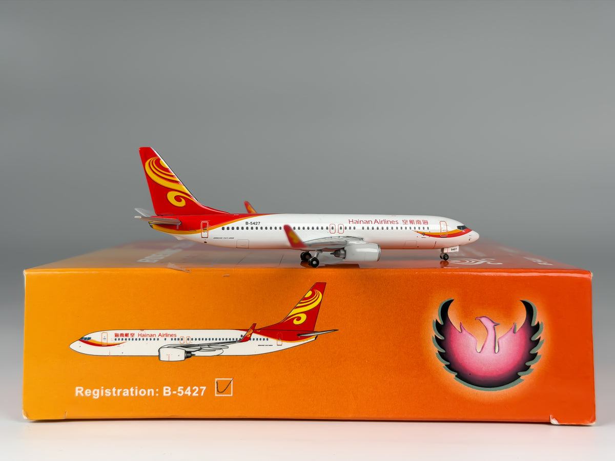 Hanian Airlines Boeing 737-800 1:400 Phoenix B-5427 (PH410361A)