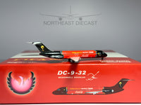 Global Aviation Leasing Douglas DC-9-30 1:400 Phoenix ZS-GAJ (PH410374)