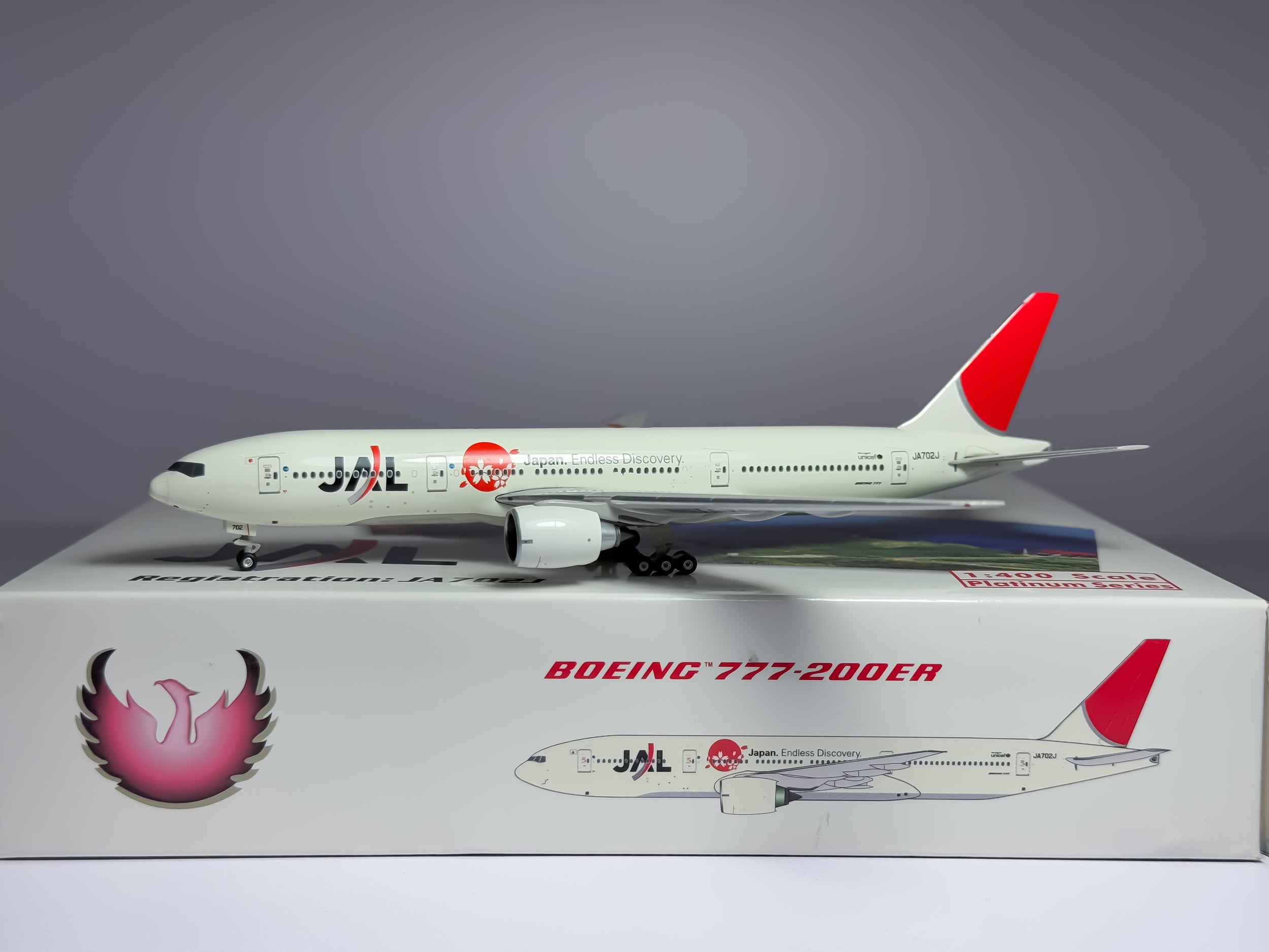 Japan Airlines Cargo (JAL) Boeing 777-200 1:400 Phoenix JA702J (PH410520)