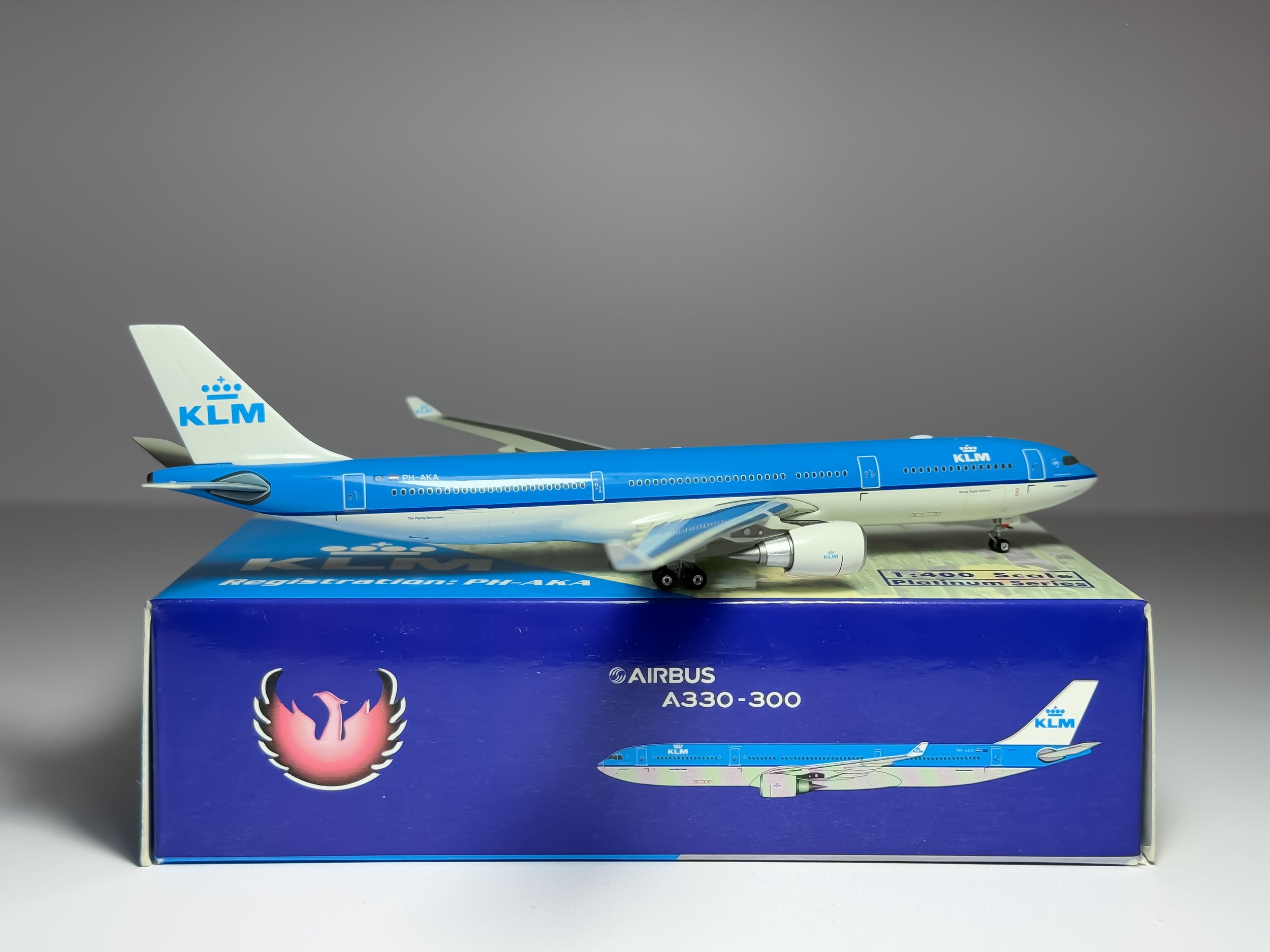 KLM Royal Dutch Airlines Airbus A330-300 1:400 Phoenix PH-AKA (PH410593)