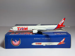 TAM Linhas Aereas Boeing 777-300ER 1:400 Phoenix PT-MUD (PH410620)