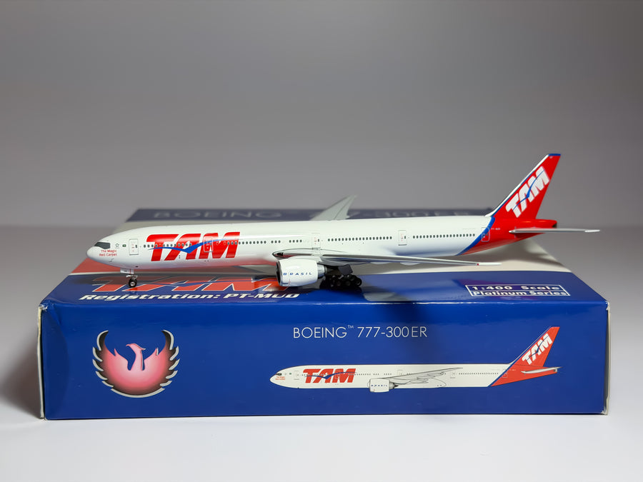 TAM Linhas Aereas Boeing 777-300ER 1:400 Phoenix PT-MUD (PH410620)