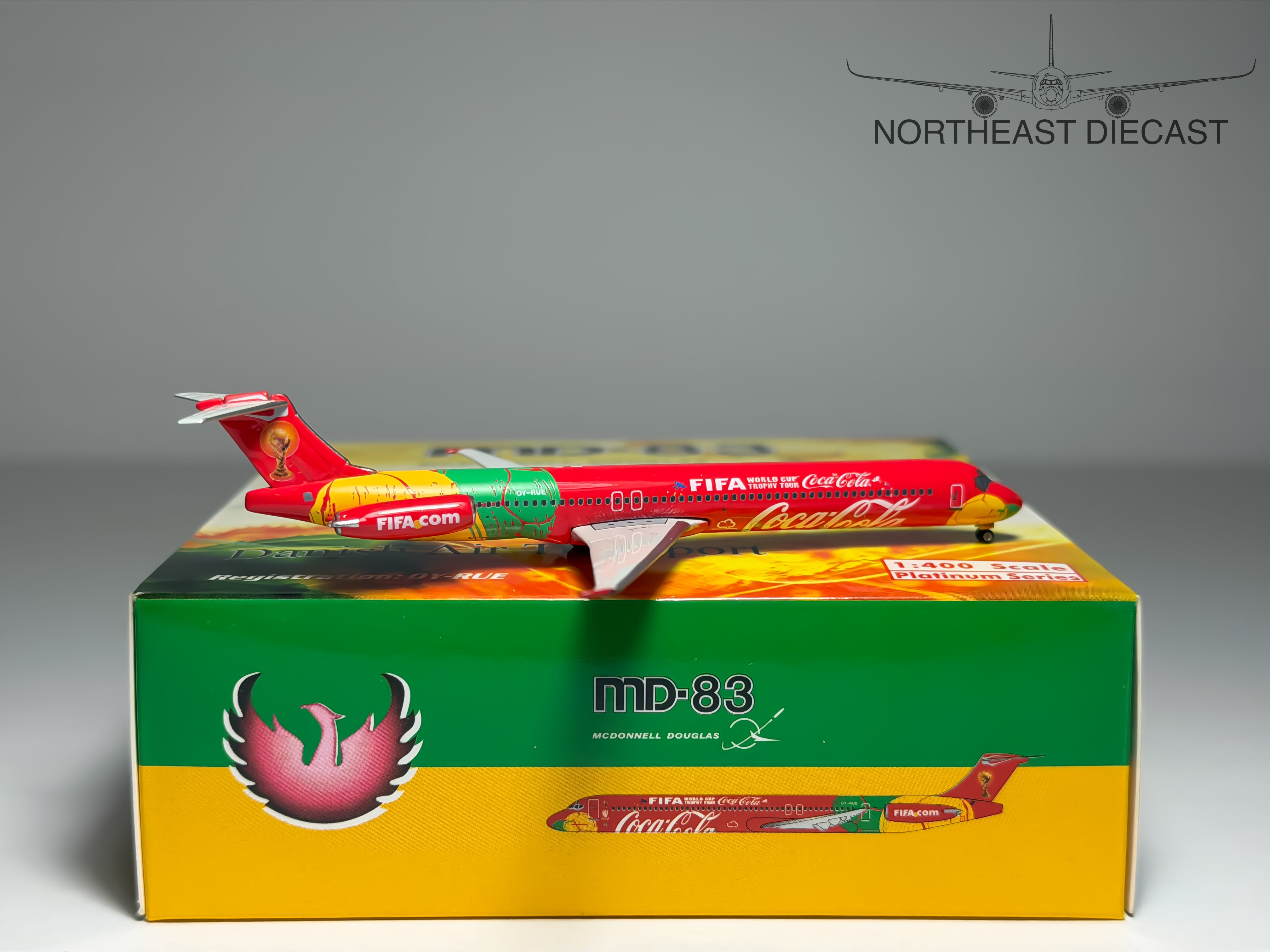 Danish Air Transport McDonnell Douglas MD-83 1:400 Phoenix OY-RUE (PH410950)