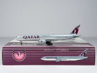 Qatar Airways Boeing 777-200LR 1:400 Phoenix A7-BBB (PH411025)