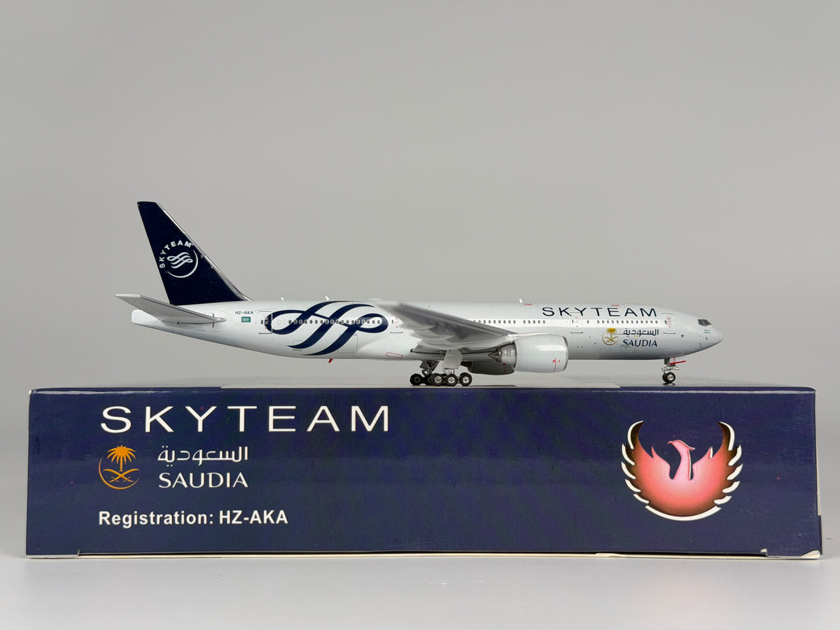 Saudia Boeing 777-200 1:400 Phoenix HZ-AKA (PH411044)