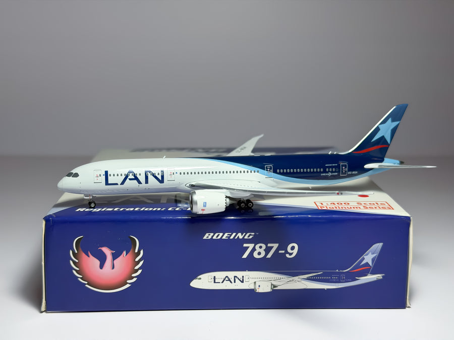 LAN Chile Cargo Boeing 787-9 1:400 Phoenix CC-BGA (PH411110)