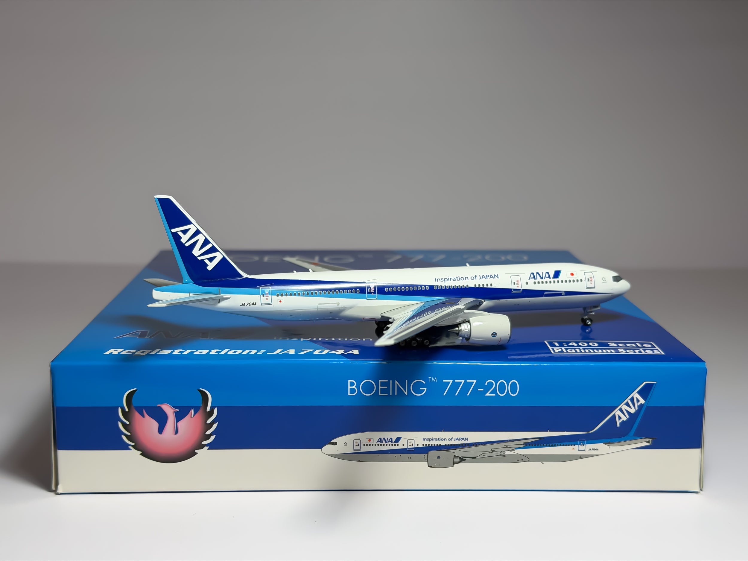 All Nippon Airways (ANA) Boeing 777-200 1:400 Phoenix JA704A (PH411118)