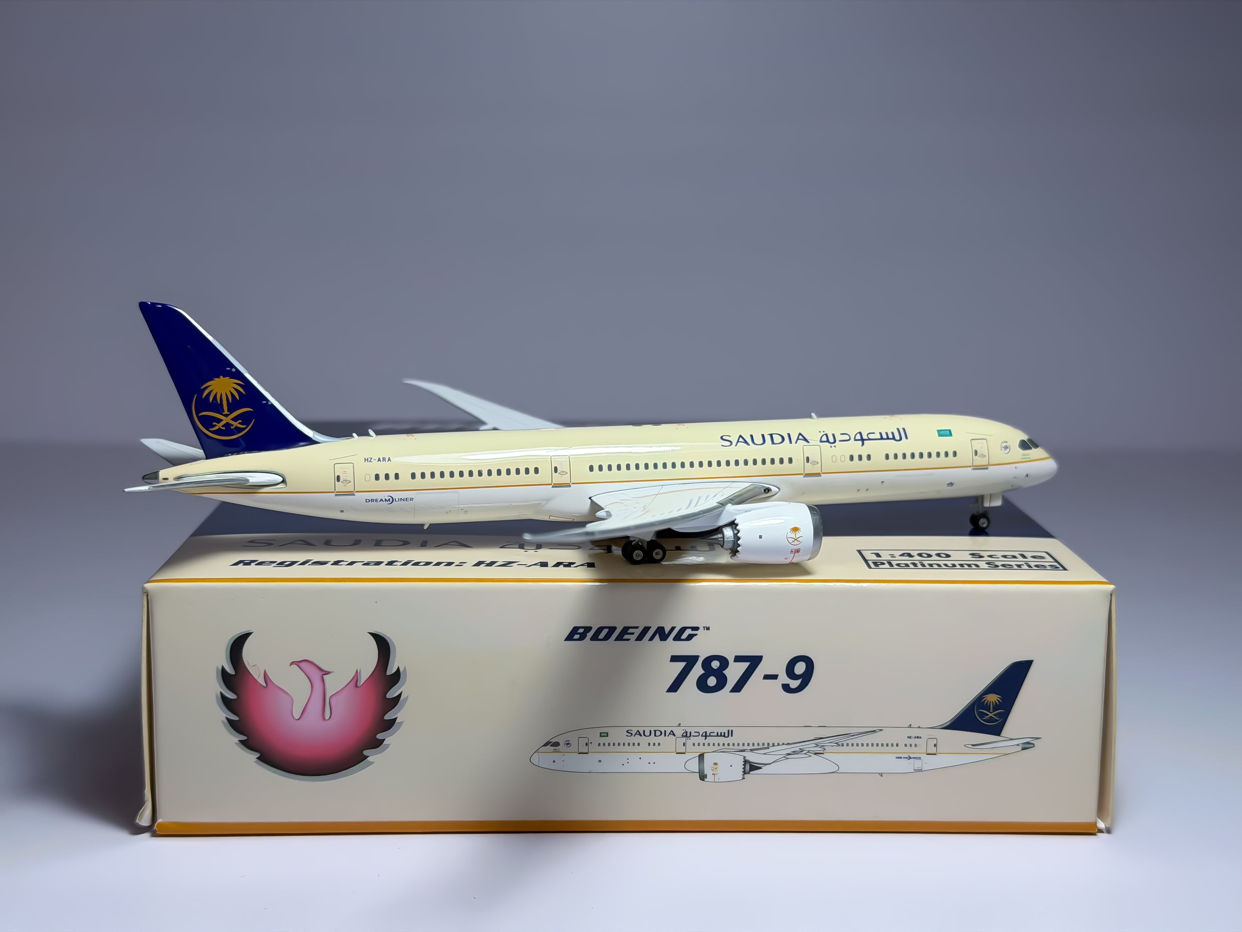 Saudia Boeing 787-9 1:400 Phoenix HZ-ARA (PH411233)