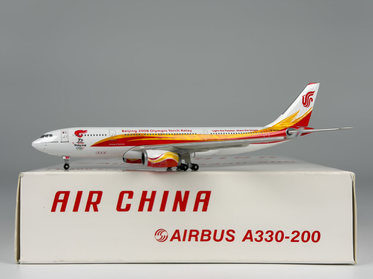 Air China Airbus A330-200 1:400 Phoenix B-6075 (PH4B6075)