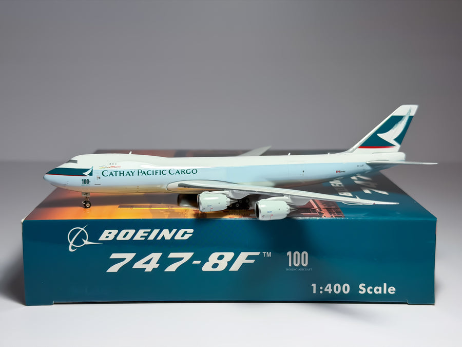Cathay Pacific Cargo Boeing 747-8F 1:400 Phoenix B-LJC (PH4CPAXXX)
