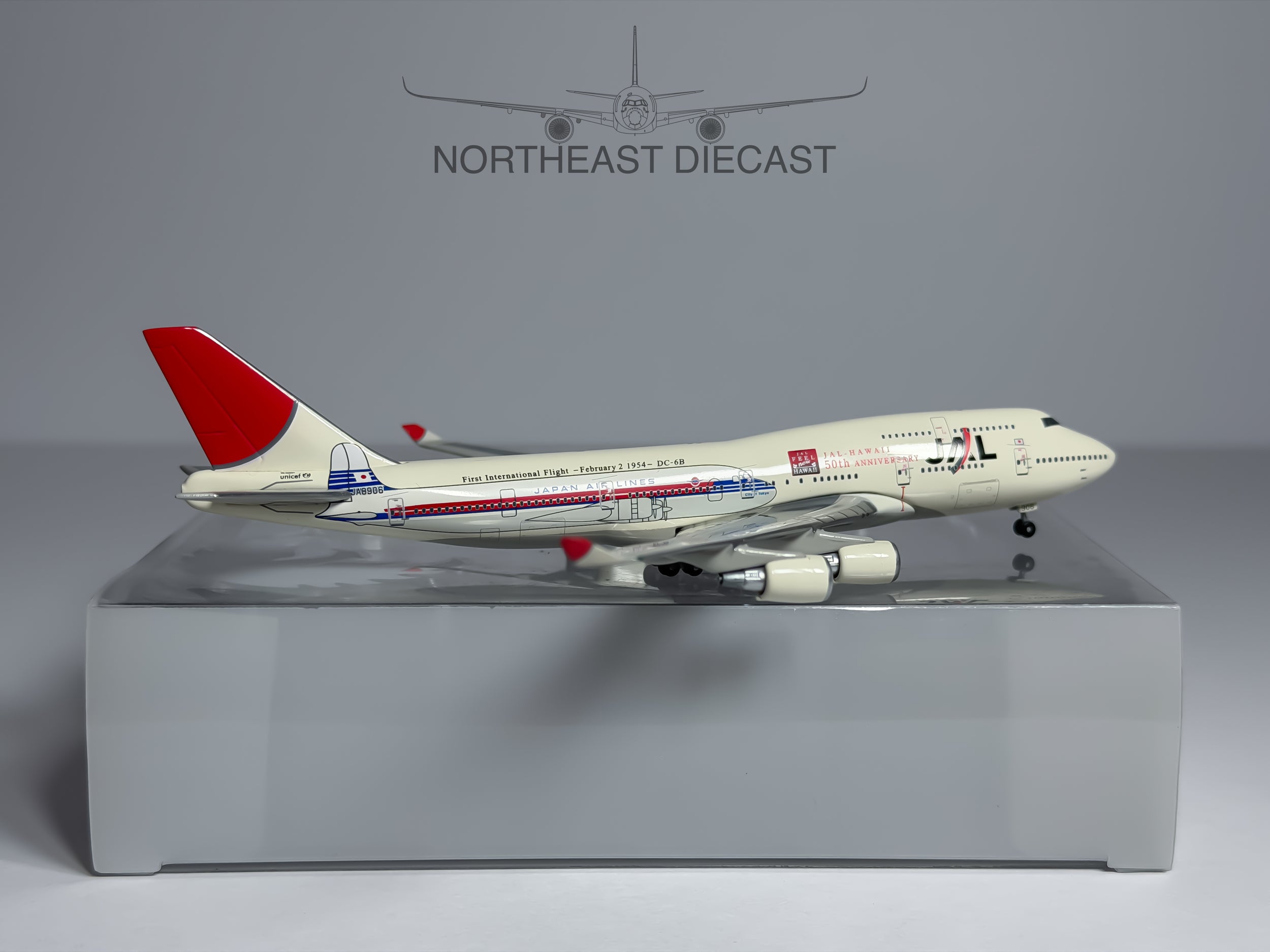 Japan Airlines (JAL) Boeing 747-400 1:400 Phoenix JA8906 (PH4JALJA8906)
