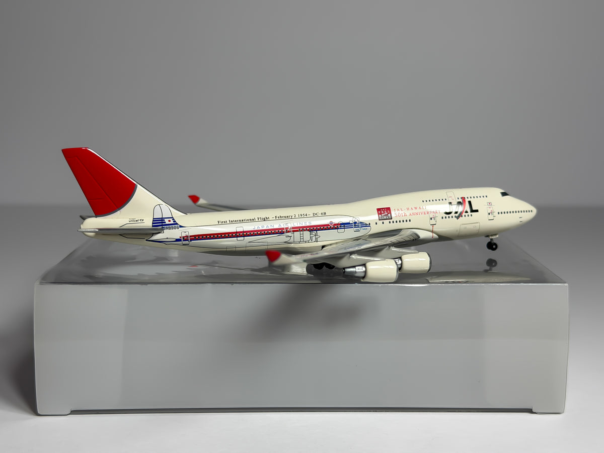 Japan Airlines (JAL) Boeing 747-200 1:400 Dragon Wings JA8111 (55190)
