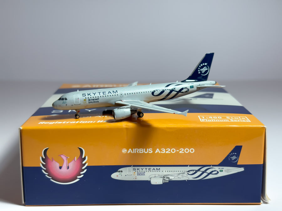 Saudia Airbus A320 1:400 Phoenix HZ-ASF (PH4SVA1033)