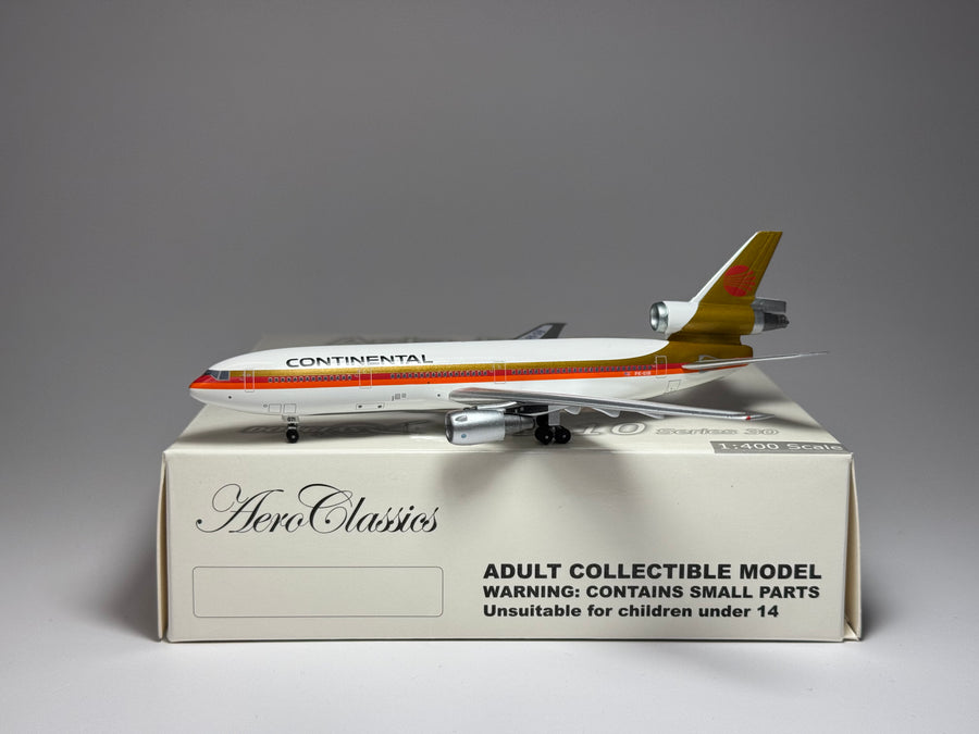 Aeroclassics 1:400 Garuda Indonesia Douglas DC-10 PK-GIB Continental Split Livery ACPKGIB