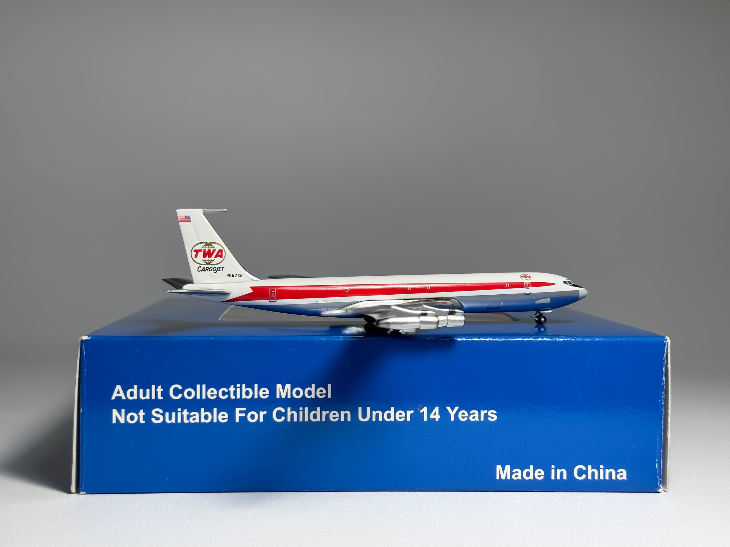 Trans World Airlines (TWA) Boeing 707-300 1:400 Aeroclassics N15713 (PLTWA008)