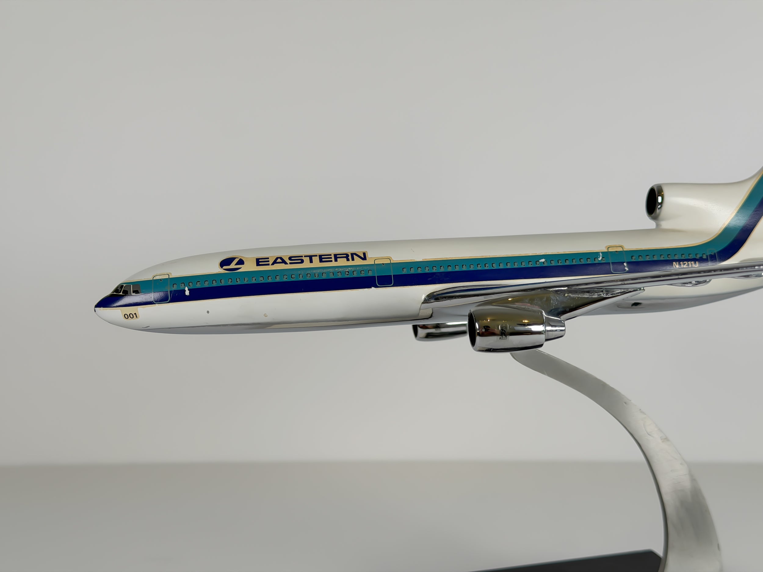 1:200 Eastern Air Lines Lockheed L-1011 (N1211J) - White Hockey Stick | Precise Models