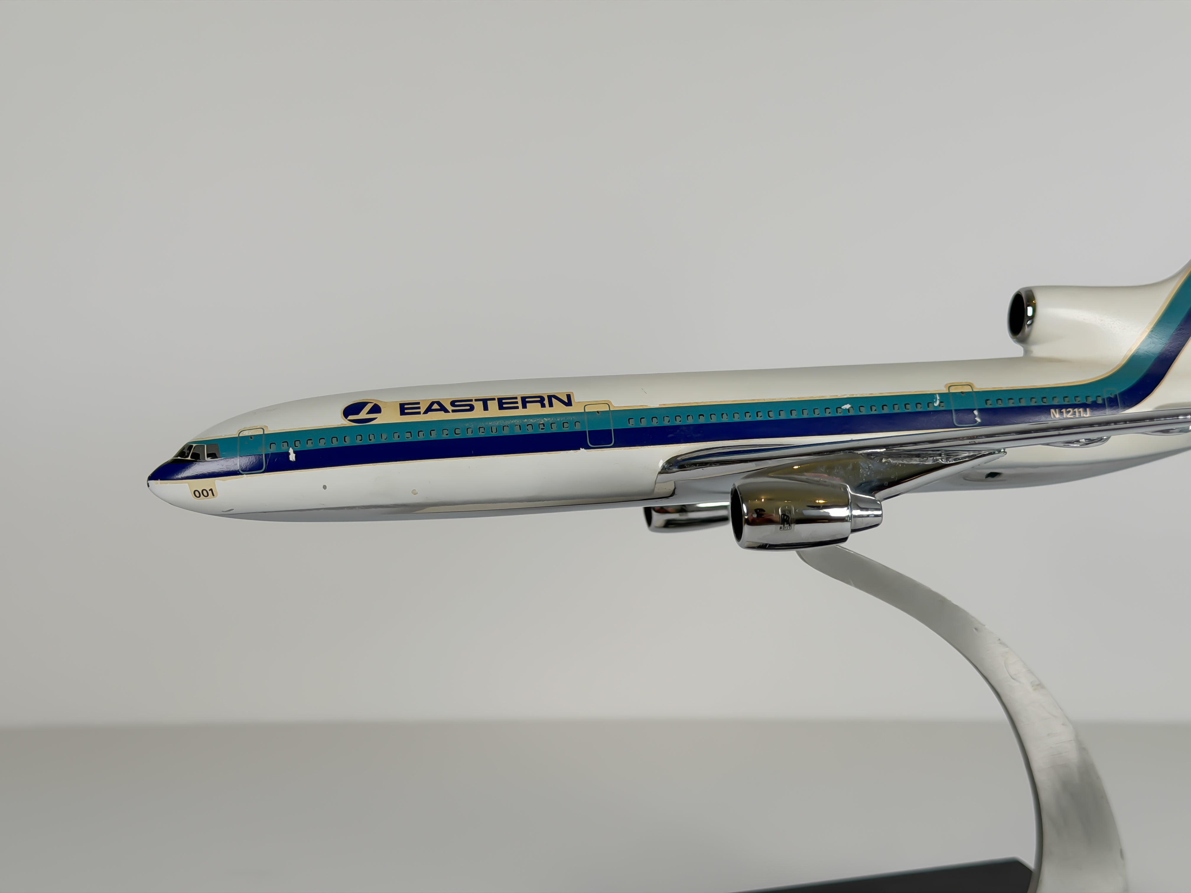 1:200 Eastern Air Lines Lockheed L-1011 (N1211J) - White Hockey Stick | Precise Models