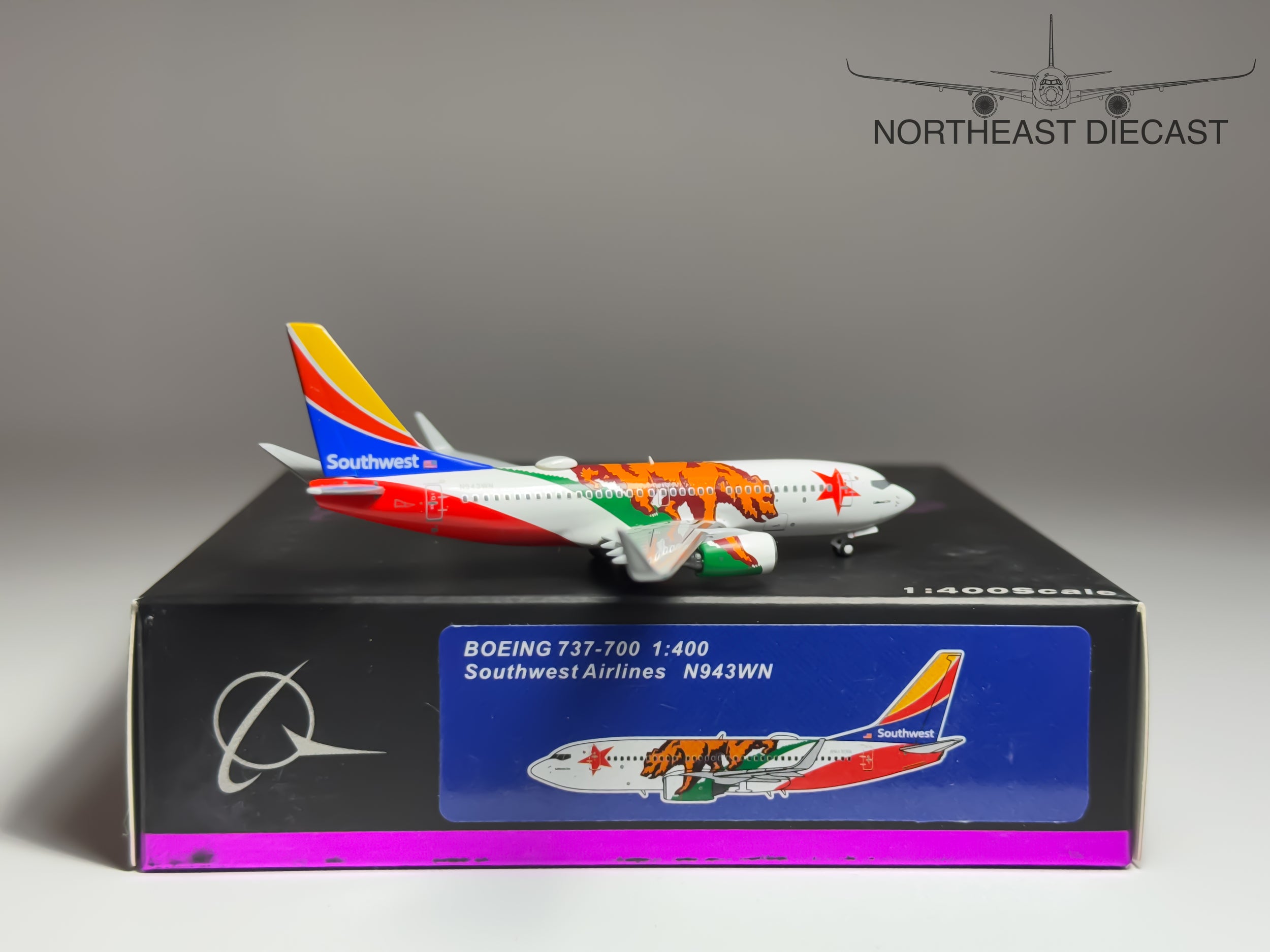 Southwest Airlines Boeing 737-700 1:400 Panda Models N943WN (PMN943WN)
