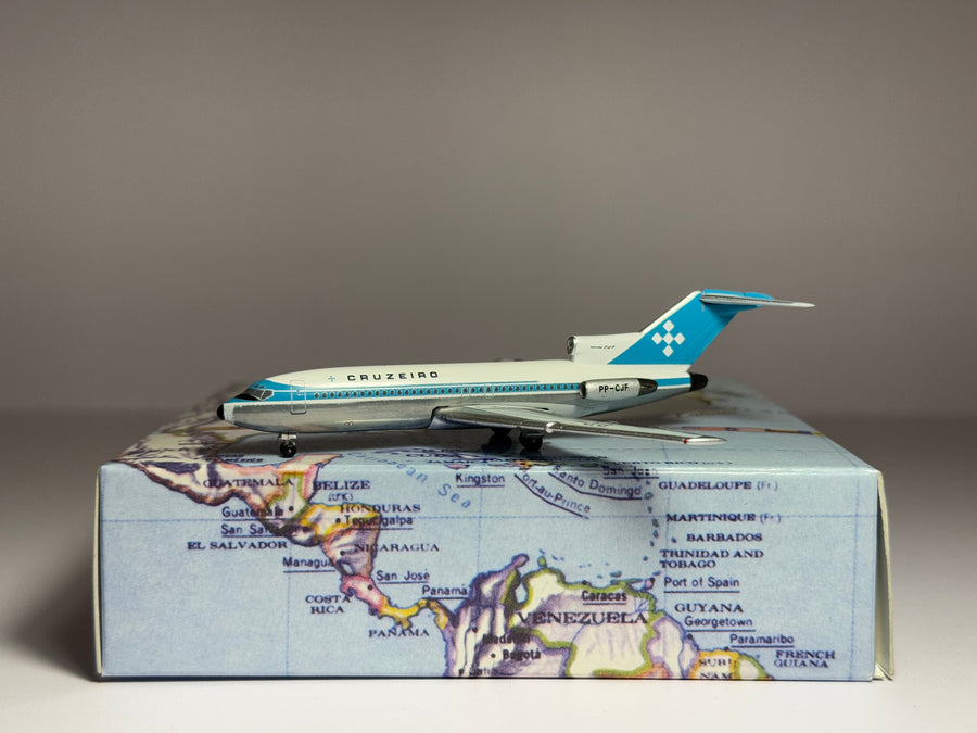 Aeroclassics 1:400 Cruziero Boeing 727-100 PP-CJF 1970s colors AC419965