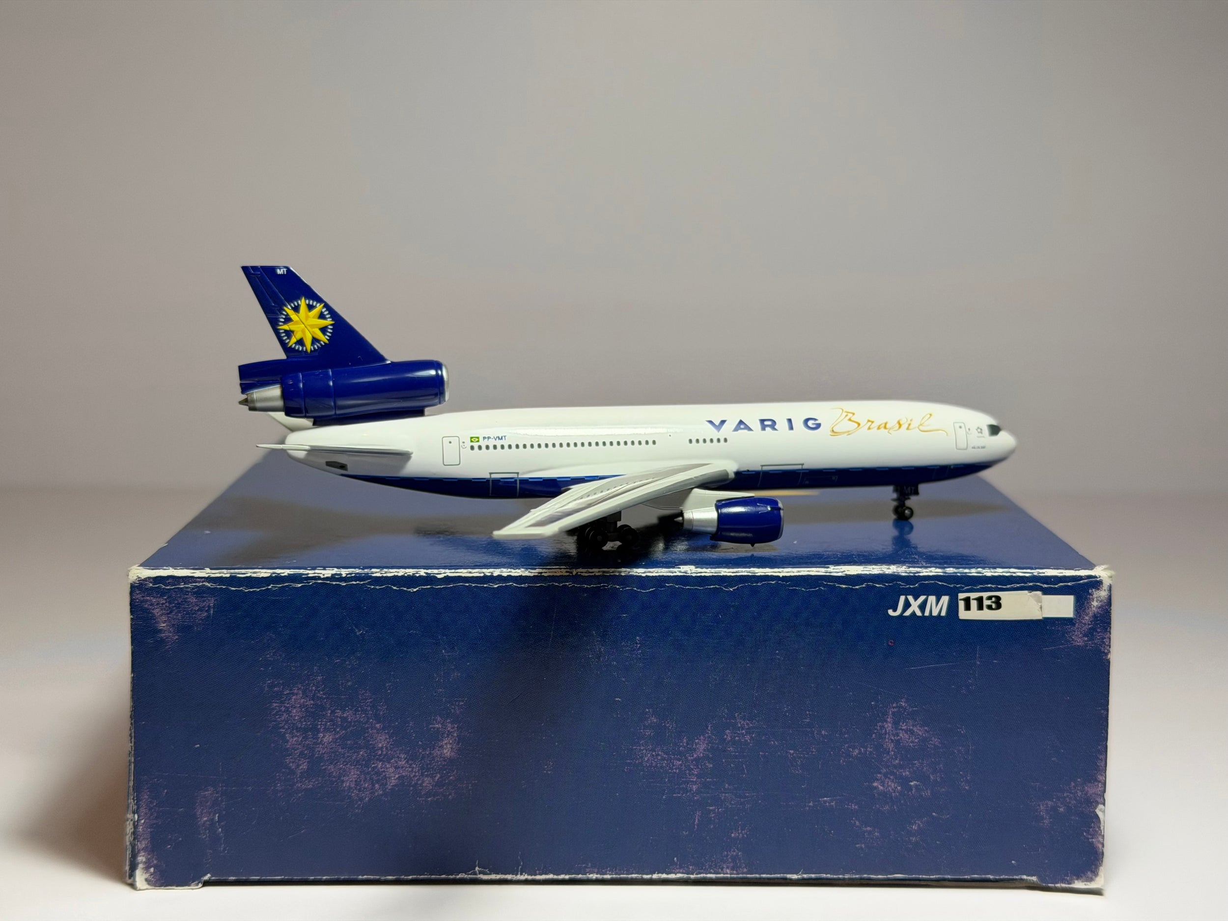 Jet-X 1:400 VARIG Brasil McDonnell Douglas DC-10-30F PP-VMT 1990s colors JXM113