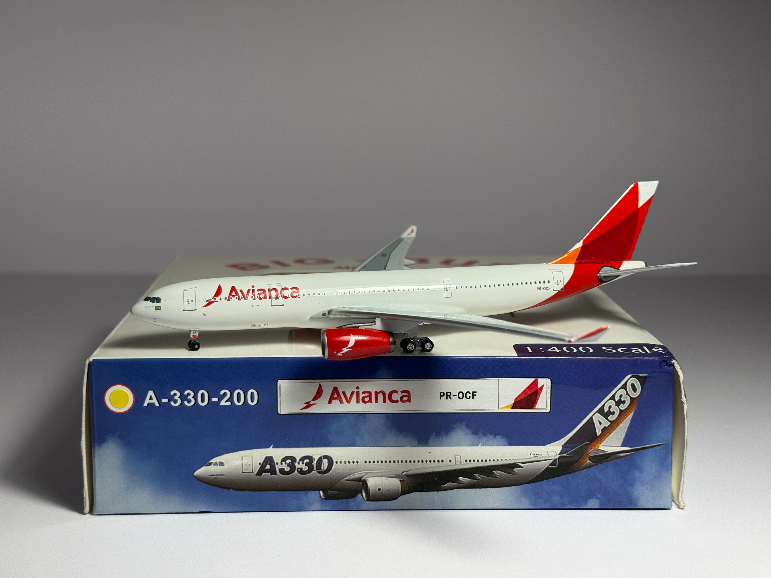 Aeroclassics 1:400 Avianca Brasil Airbus A330-300 PR-OCF new colors ACPROCF