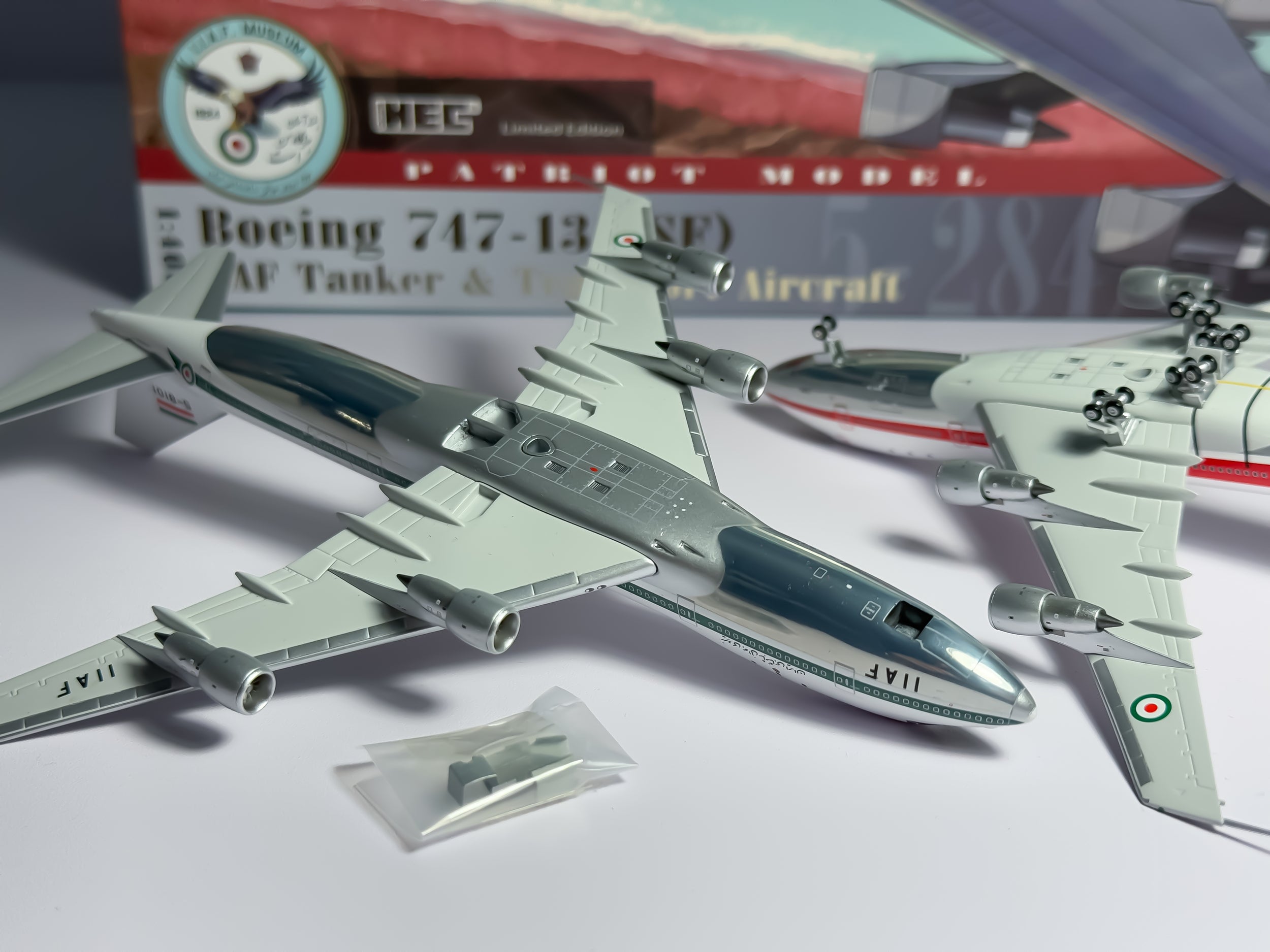Imperial Iranian Air Force Boeing 747-100F 1:400 Patriot Models 5-284 & 5-8101 (PT-400-017)