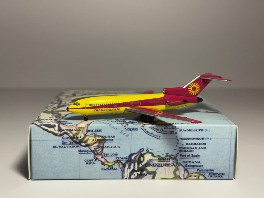 Aeroclassics 1:400 Trans Brasil Boeing 727-100 PT-TYR Yellow/Pink 1970s ACPTTYR