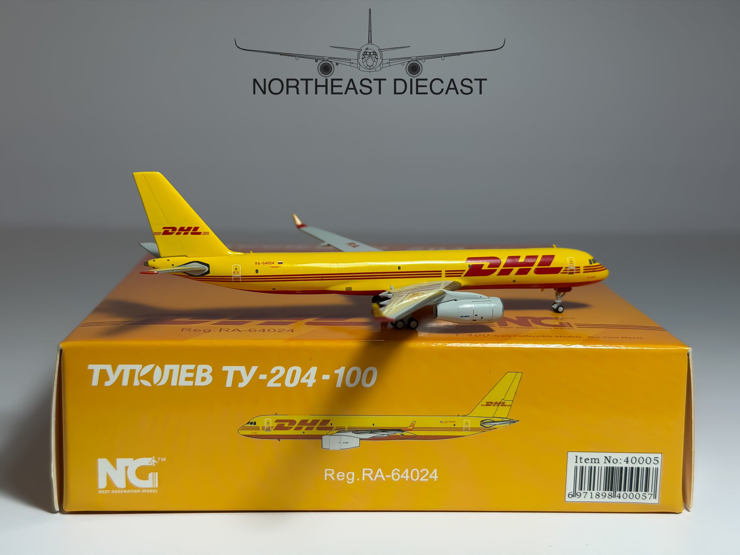 DHL Tupolev TU-204 1:400 NG Models RA-64024 (NG40005)